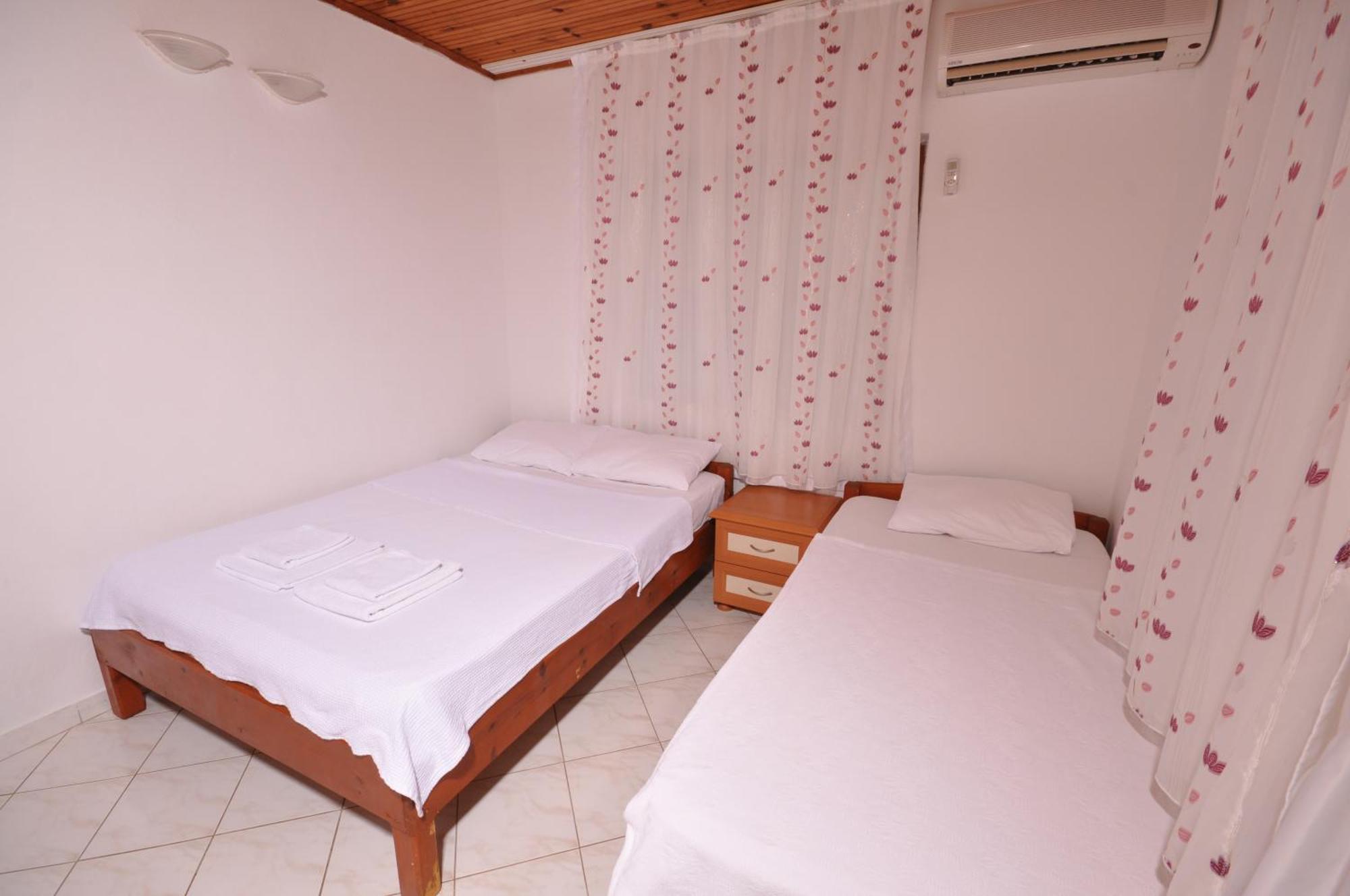 Cesur Pansiyon Hotel Çıralı Phòng bức ảnh
